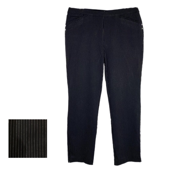 Charter Club Women’s Slim Leg Dashed Pinstripe Pull-On Stretch Pants - Picture 1 of 7